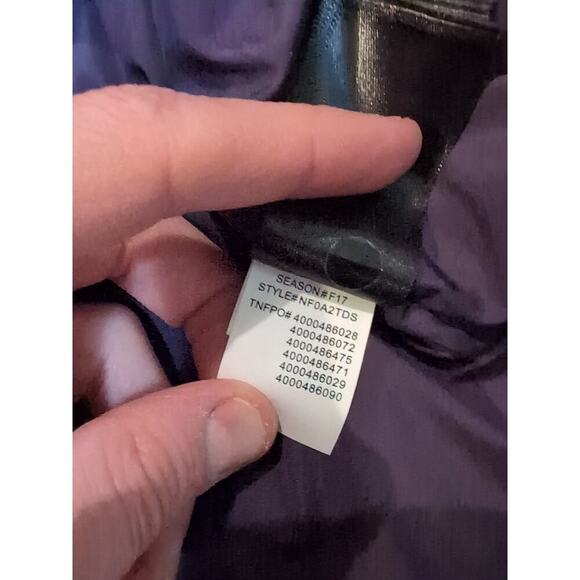 The North Face Women's Puffer Vest Sz Large - Picture 4 of 10